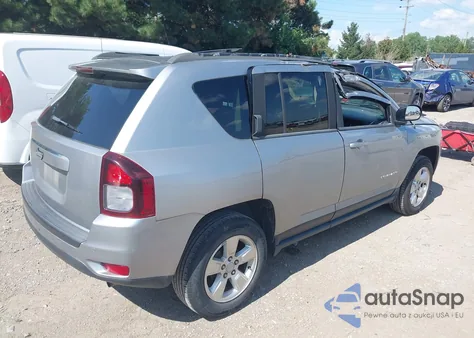 2015 Jeep Compass Sport z USA, uszkodzony, nr VIN 1C4NJCBA3FD156139